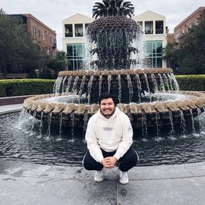 Meet your Posher, Rodolfo